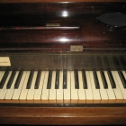 Vends piano droit